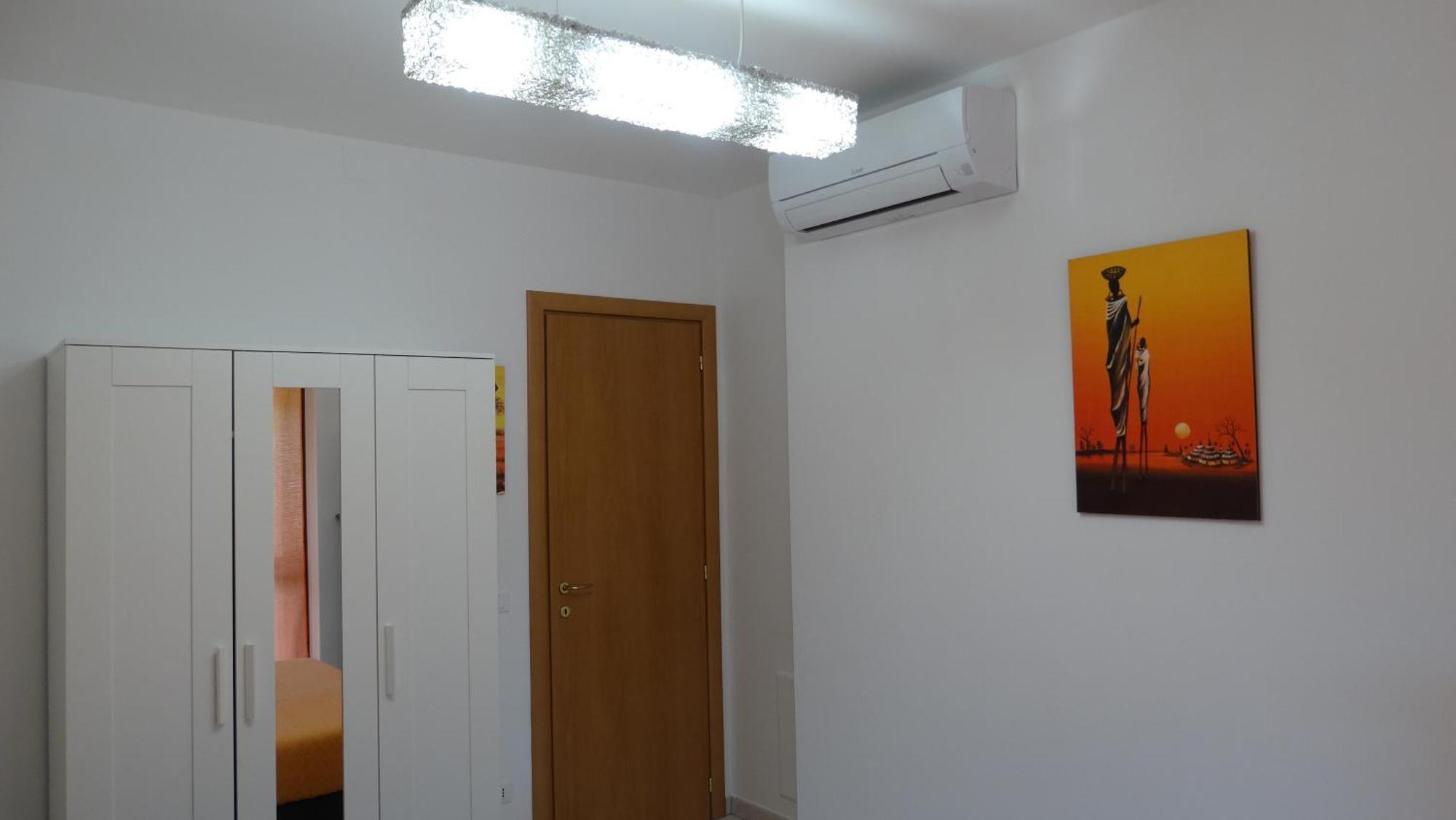 Rose Apartment Luni Extérieur photo